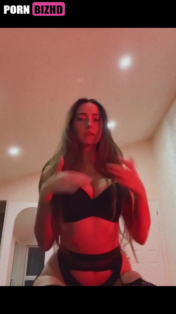 Cecilia Rose Onlyfans Leaked – Nude Pussy !!!