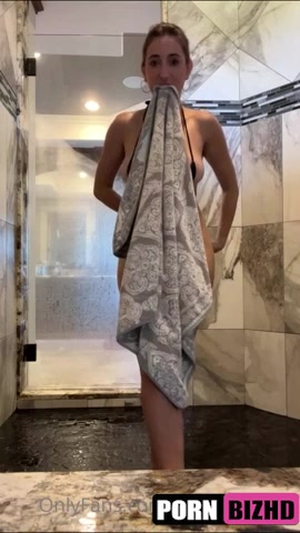 Christina Khalil Pussy See and Nipslip Onlyfans leak