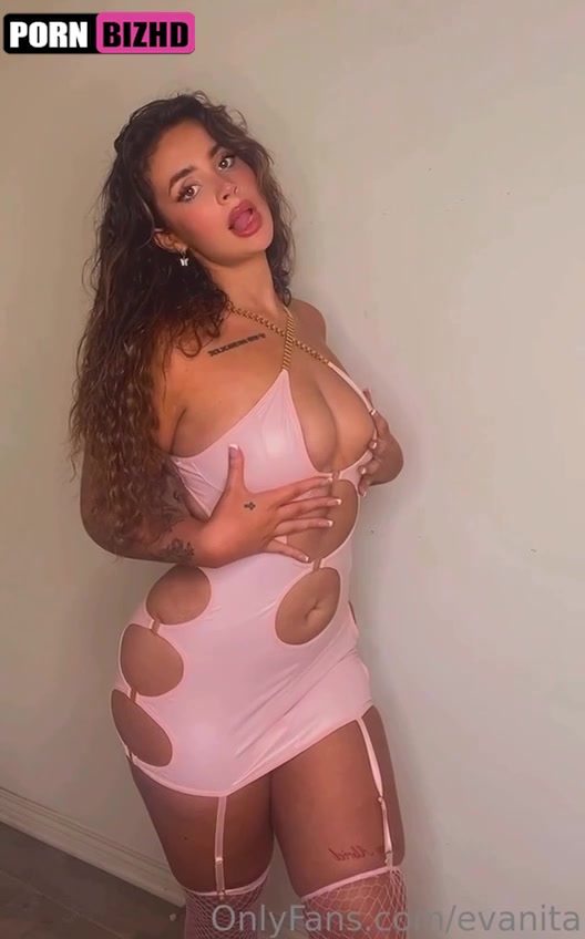 Evanita Leak – Nude Nipples Erotic