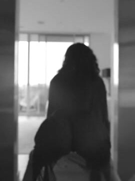 Malu Trevejo get naked and Twerk