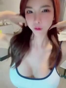 Eyealive Onlyfans leaked eating pickle sexdance