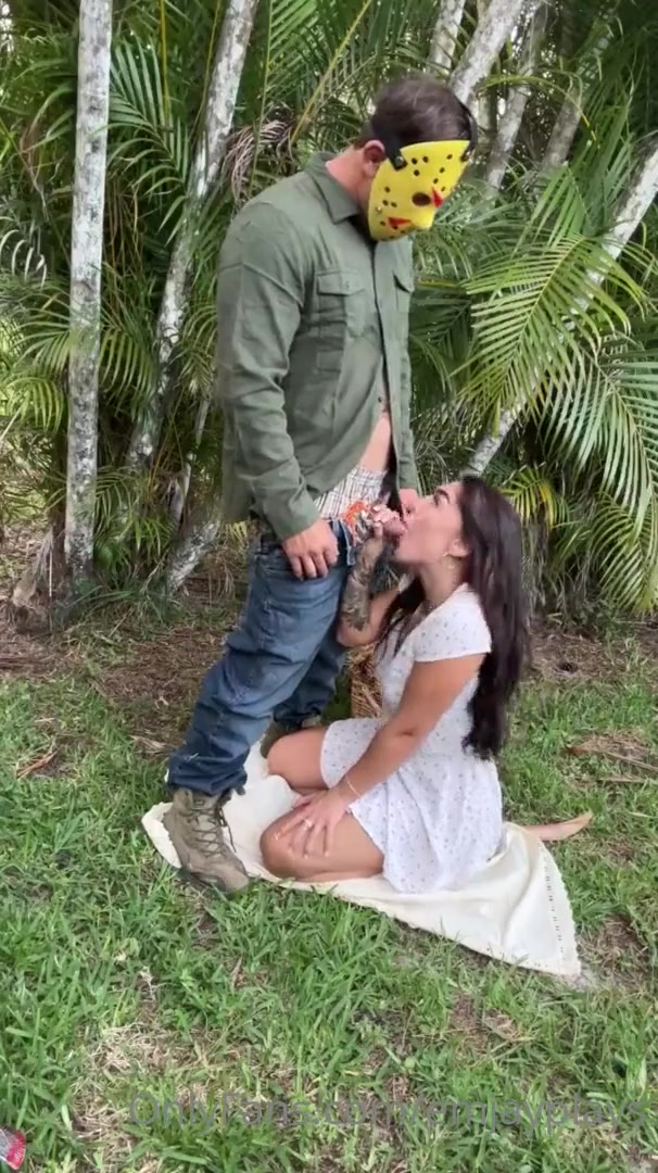 Emily Rinaudo Nude Outdoor Blowjob