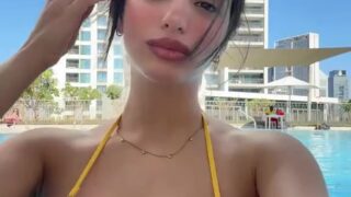 Ika DAuria aka Bufalika Onlyfans show off her big boob viral video