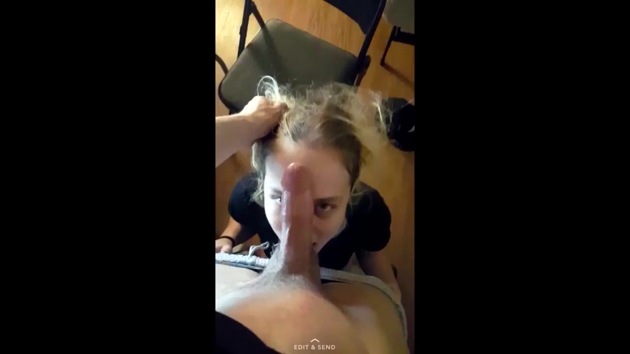 Youtuber LeafyIsHere Exposed Sex Tape With His Girlfriend Viral