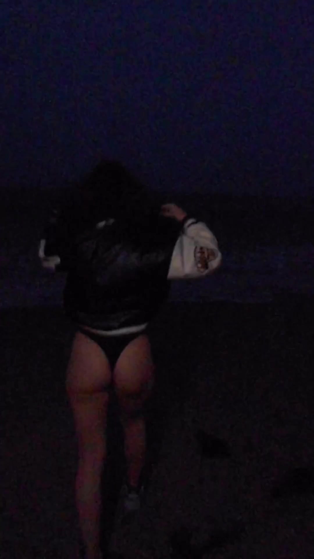 Nadia Amine Nude Show Sexy Body on the beach !!!
