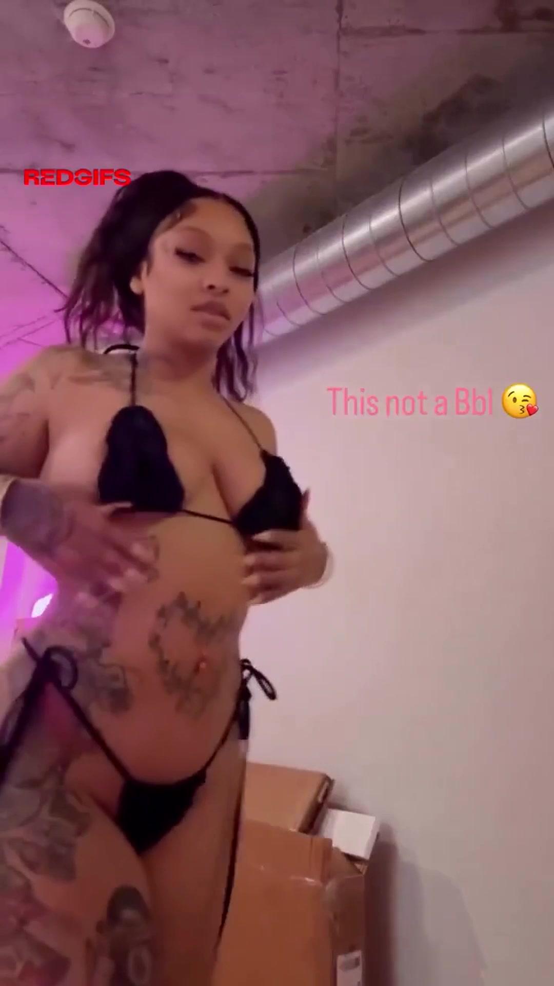 Cuban Doll Nude show off Bad Ass so hot !!!